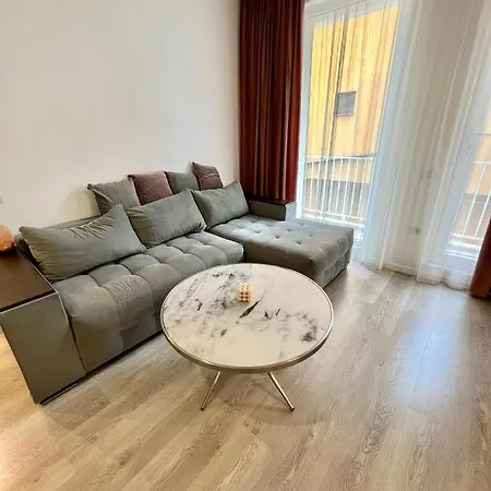 Apartment Apartament Aida