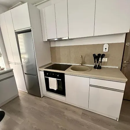 Apartament Aida